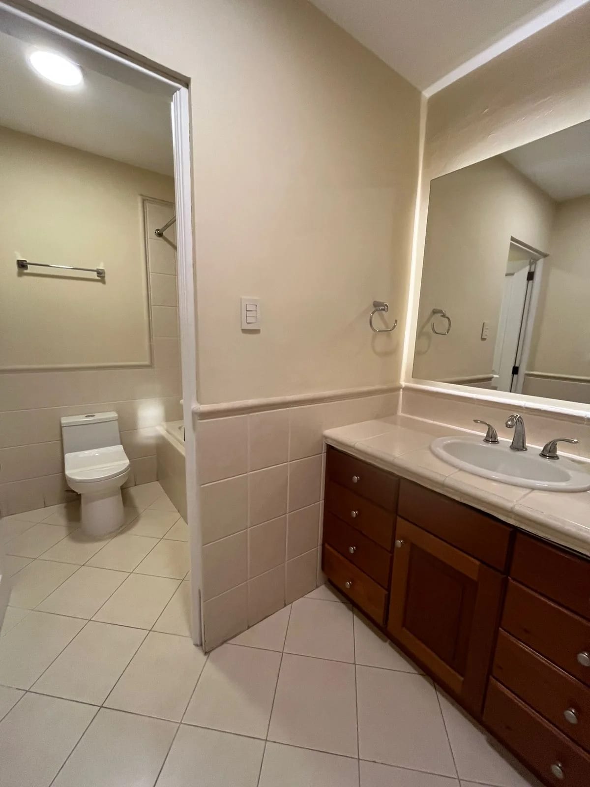 Apartamento en Renta – Zona 14 — foto 9 de 12