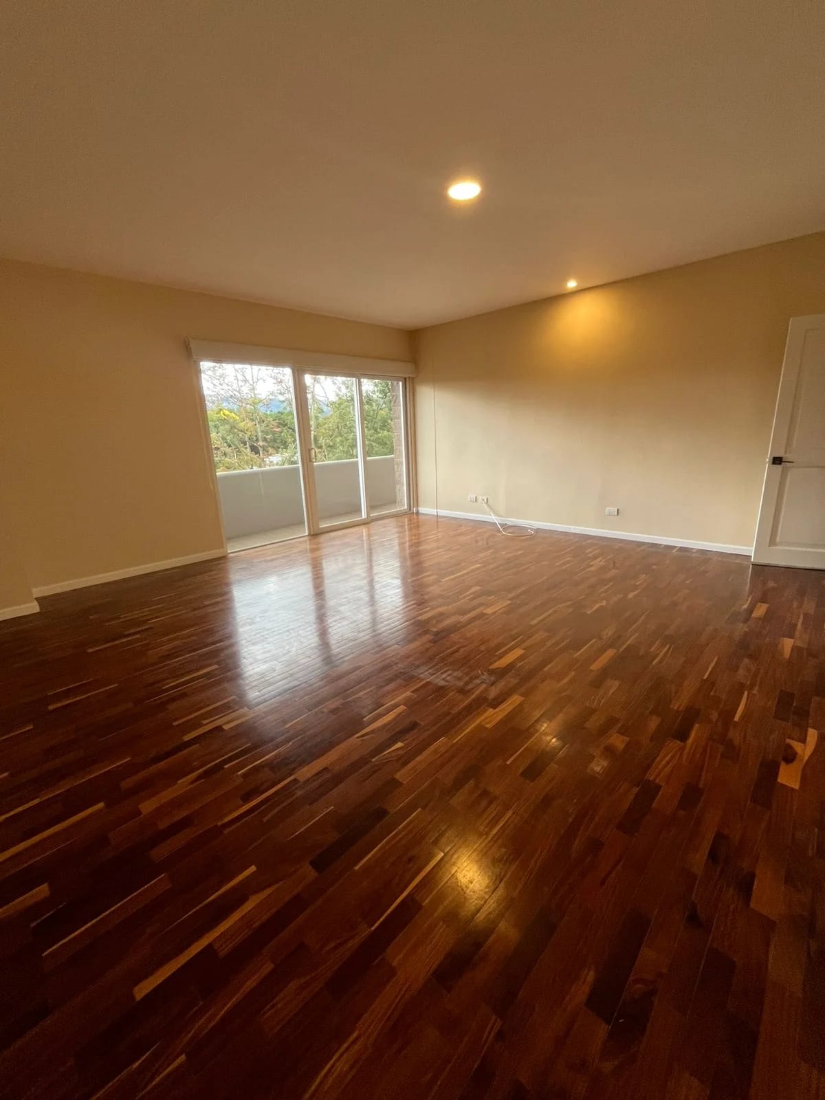 Apartamento en Renta – Zona 14 — foto 12 de 12