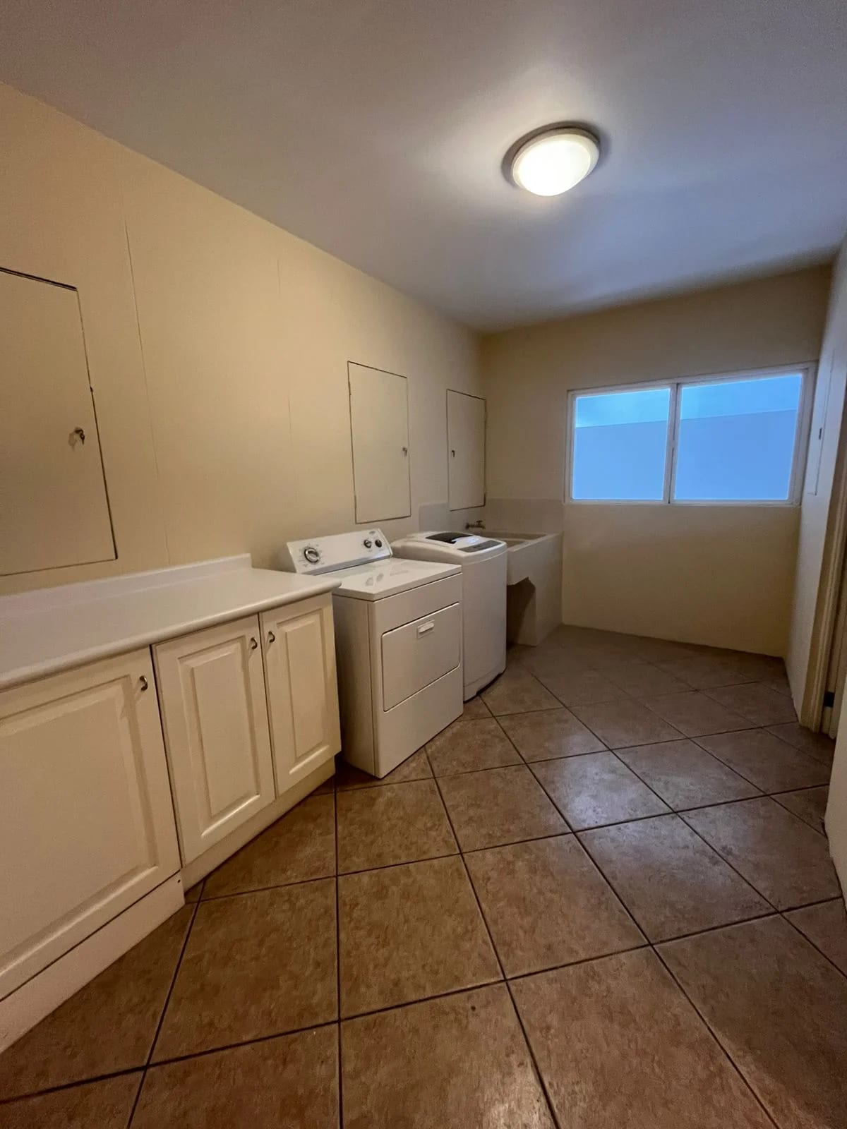 Apartamento en Renta – Zona 14 — foto 11 de 12
