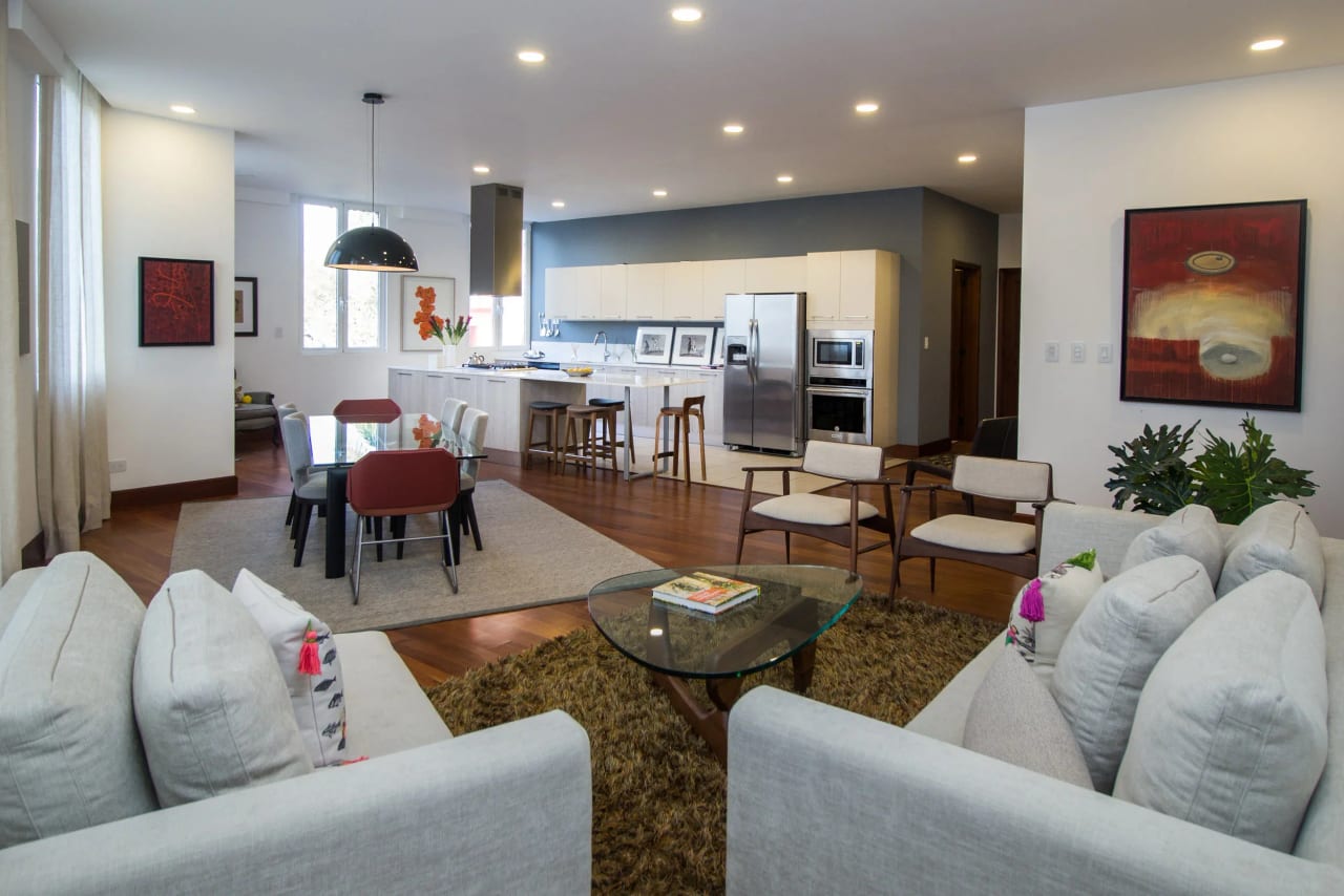 Apartamento en renta zona 15 VH1 — foto 3 de 17