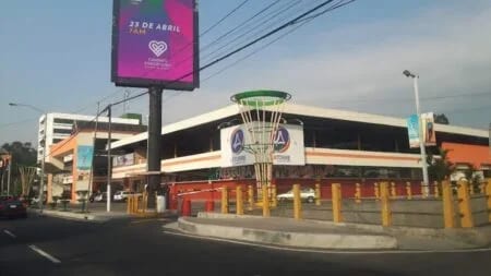 Local en Renta C.C Galerías del Sur — foto 1 de 2