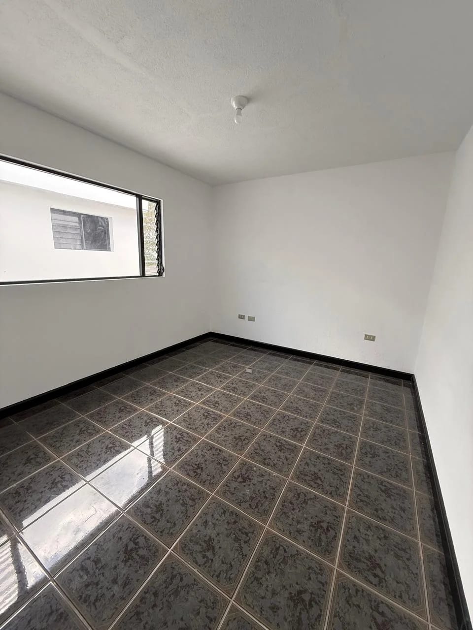 Casa recién remodelada en San Cristóbal — foto 12 de 17
