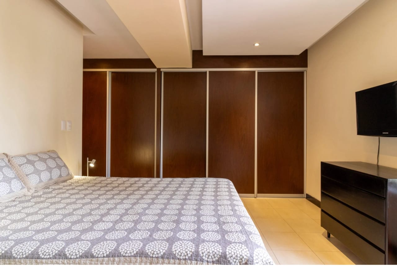 APARTAMENTO EN RENTA – EDIFICIO COBELLA, ZONA 14 — foto 6 de 10