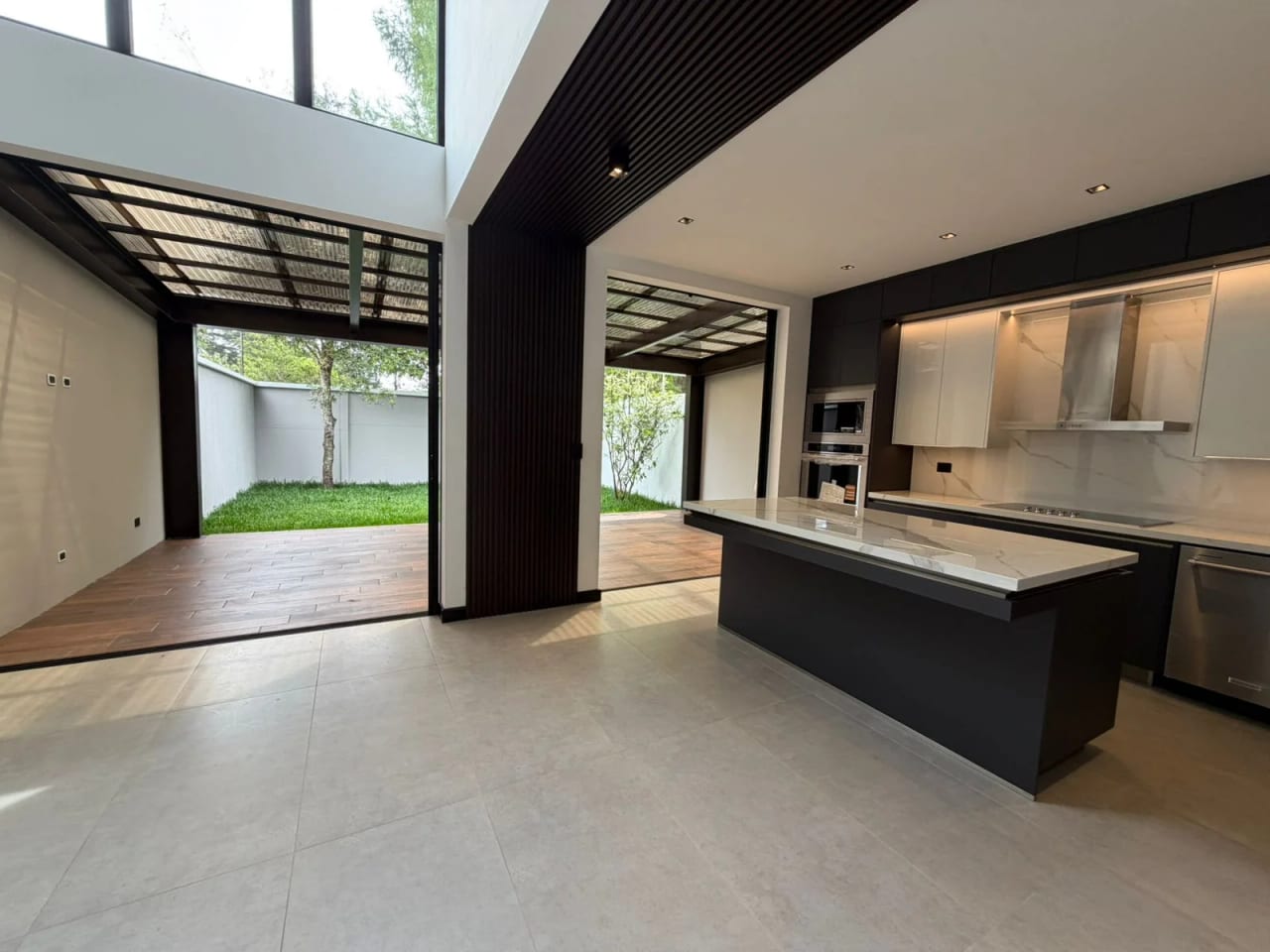 CASA NUEVA PARA ESTRENAR – EL TAJÍN KM 18 CES — foto 14 de 17