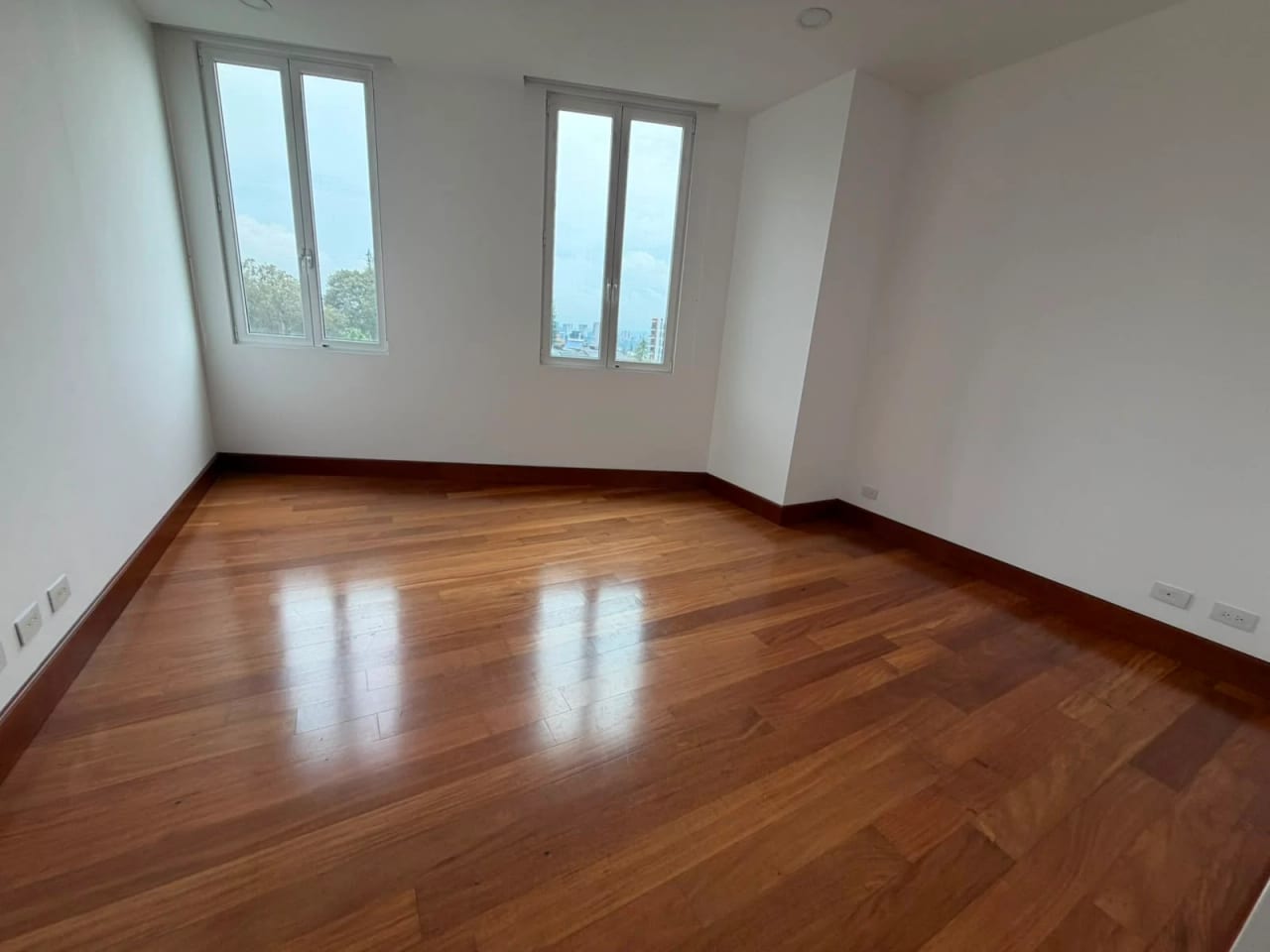 Apartamento en renta zona 15 VH1 — foto 13 de 17