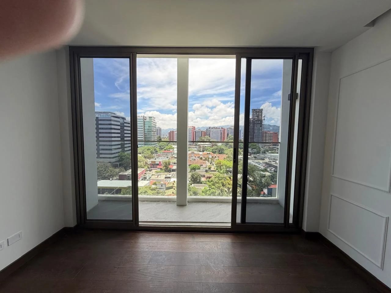 Apartamento en Venta – Atarah, Zona 10 — foto 4 de 17