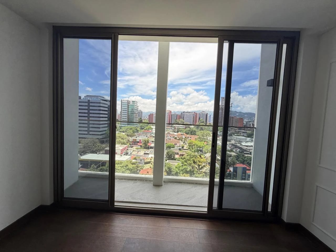 Apartamento en Venta – Atarah, Zona 10 — foto 5 de 17