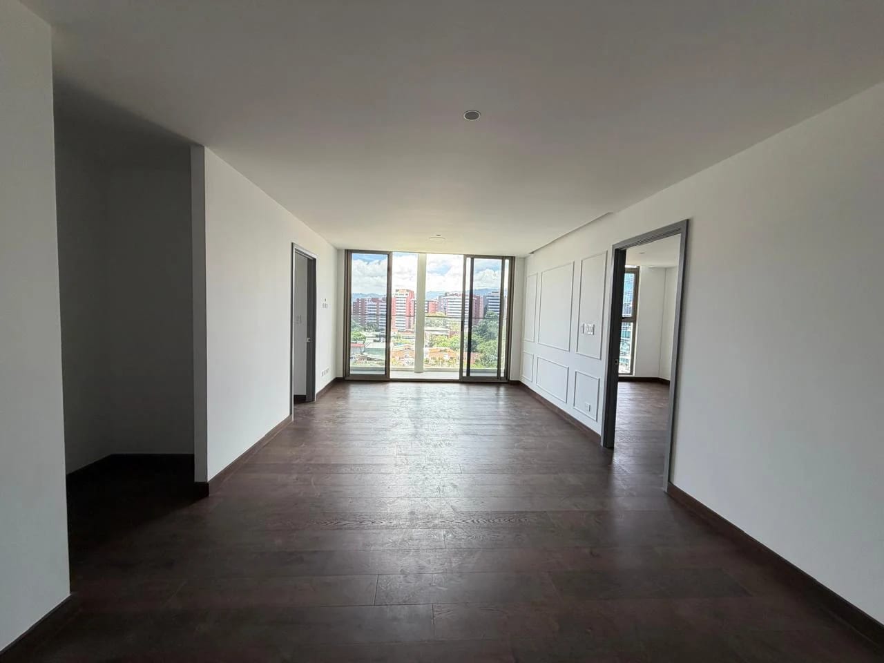 Apartamento en Venta – Atarah, Zona 10 — foto 1 de 17