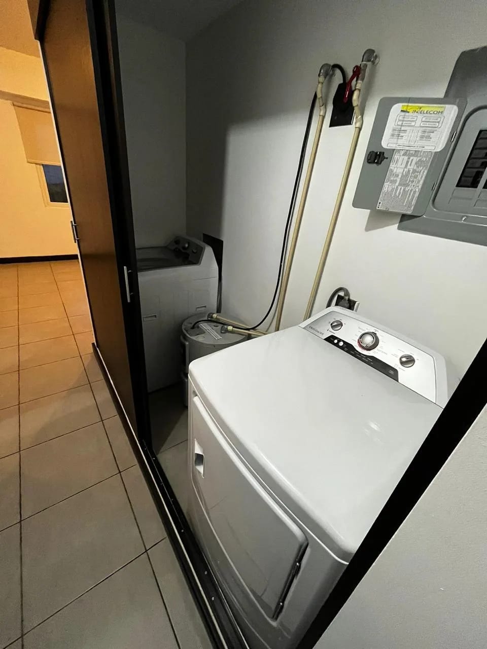 Apartamento en Renta - Cañada 16 Zona 16 — foto 3 de 6