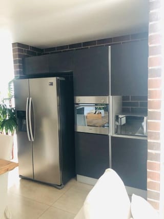 Apartamento AMUEBLADO en renta Viu Cayalá zona 16 — miniatura 3 de 9