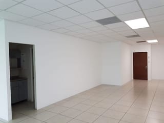 Oficina en venta Torre Pradera zona 10 — miniatura 1 de 4