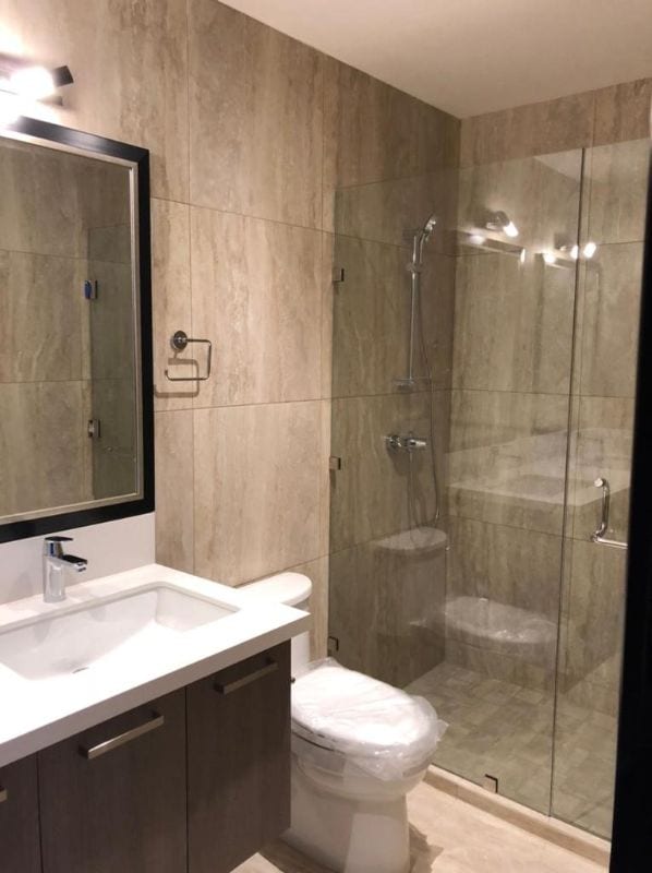 Apartamento amueblado en renta zona 14 — foto 2 de 11