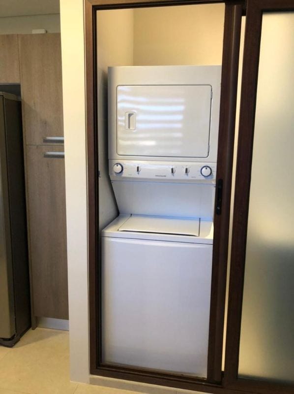 Apartamento amueblado en renta zona 14 — foto 5 de 11