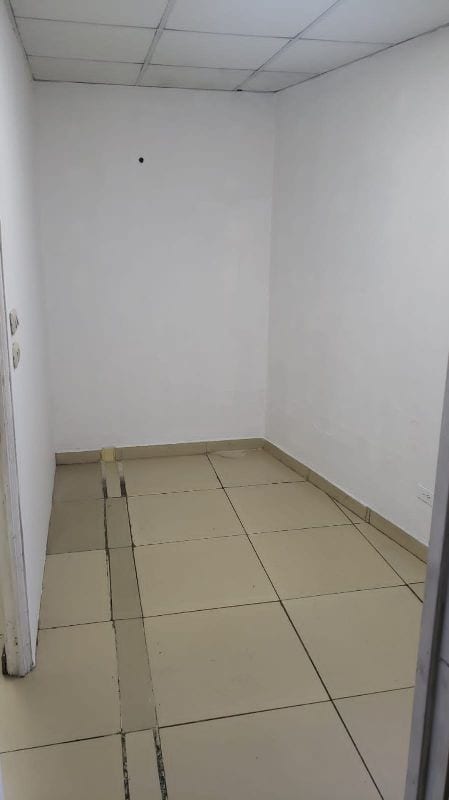 Local en Venta CC Galerias La Pradera zona 10 — foto 4 de 6