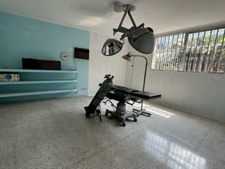 Propiedad en renta km 8 CES Edificio de 1000 metros con 2 niveles — miniatura 12 de 15