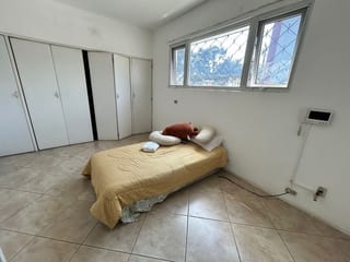 Casa en renta para vivienda u oficina zona 10 — miniatura 6 de 17