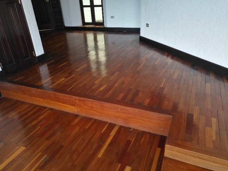 Apartamento en venta edificio Santa Clara Las Cañas zona 10 — foto 6 de 8