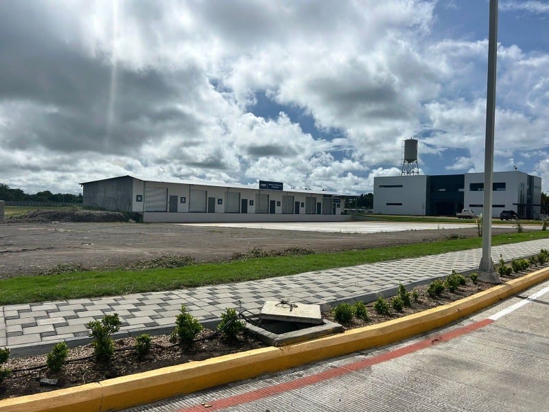 Bodegas en renta Parque industrial Zona Libre Quetzal — foto 1 de 10