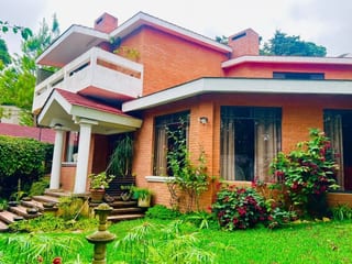 Casa en venta Montebello 2 CAES — miniatura 1 de 17