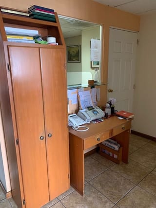 Local para oficina o clinica en zona 14 — miniatura 4 de 8