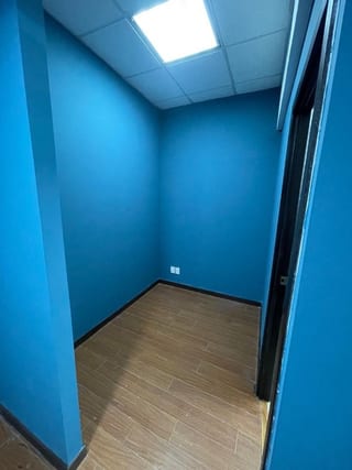 Oficina en renta edificio Torino zona 10 — miniatura 7 de 15