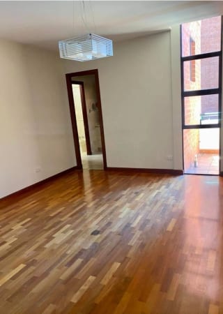 Apartamento en venta o renta zona 14 — miniatura 1 de 5