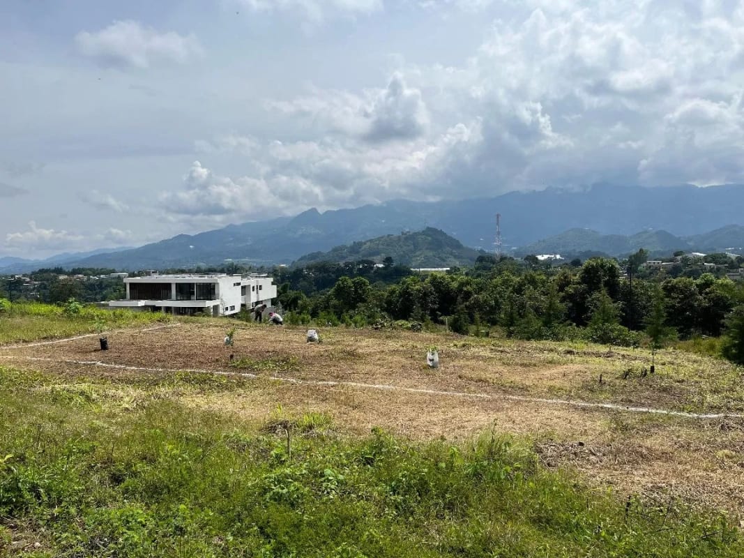 Hermoso terreno en venta en El Pulté Golf — foto 1 de 4