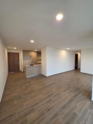 Apartamento en venta o renta Edificio Parque 14 zona 14 — miniatura 1 de 16