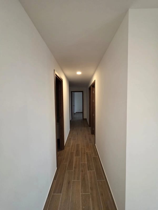 Apartamento en venta o renta Edificio Parque 14 zona 14 — foto 3 de 16