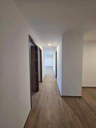 Apartamento en venta o renta Edificio Parque 14 zona 14 — miniatura 2 de 16