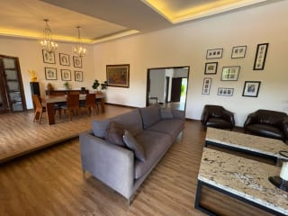 Casa en venta Oakland zona 10 — miniatura 1 de 17