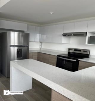 Apartamento en venta Edificio Segheria zona 14 — miniatura 5 de 10