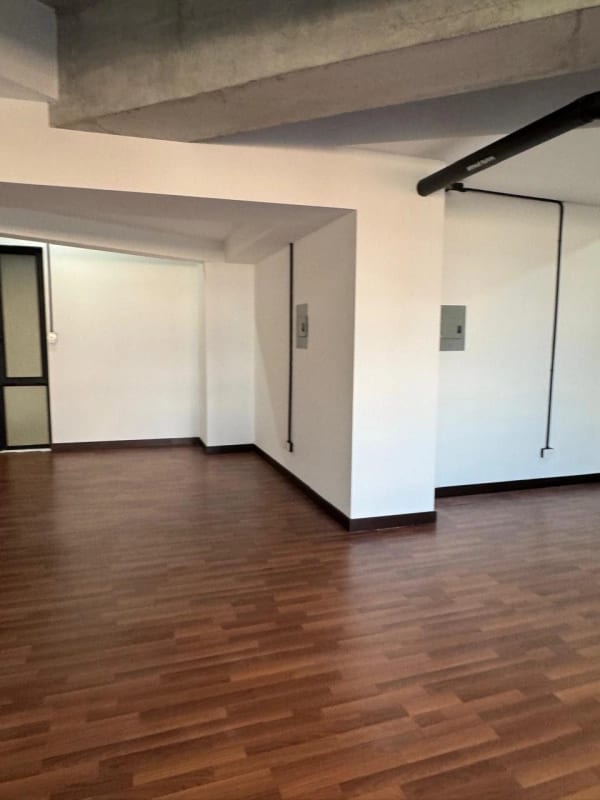 Oficina en renta en Edificio Septimo zona 4 — foto 6 de 7