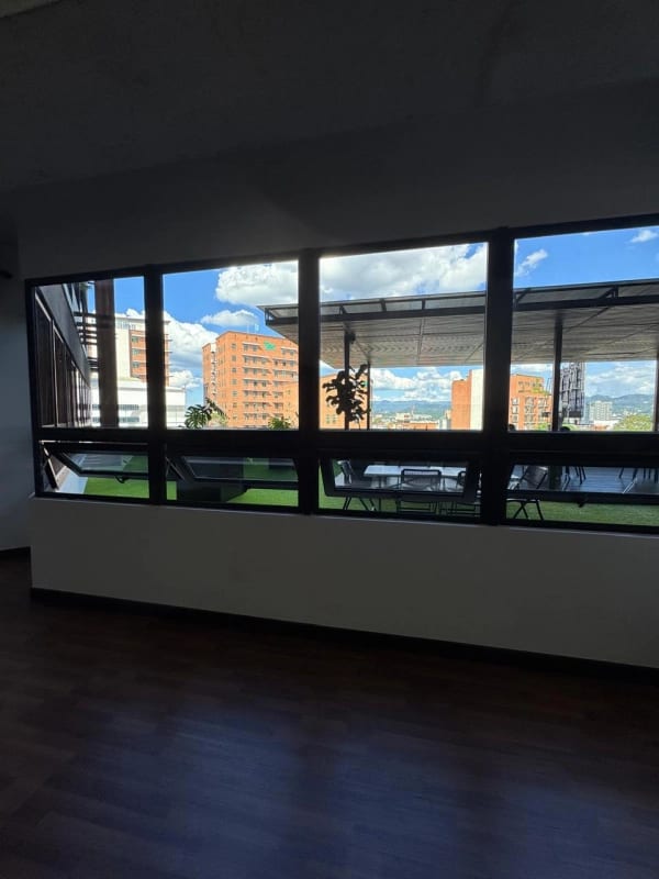 Oficina en renta en Edificio Septimo zona 4 — foto 4 de 7