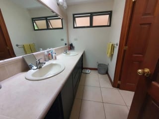Casa en renta Condominio Las Rotondas km 18.5 Carretera a El Salvador — miniatura 4 de 12