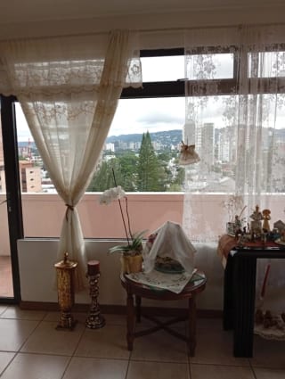 Apartamento en renta zona 10 — miniatura 15 de 17