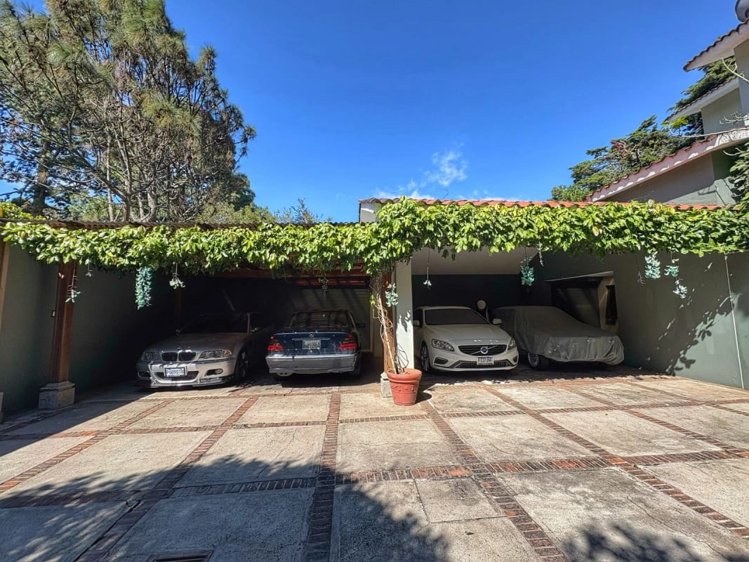 Casa en venta en Residenciales La Cruz Santa Catarina Pinula — foto 5 de 16