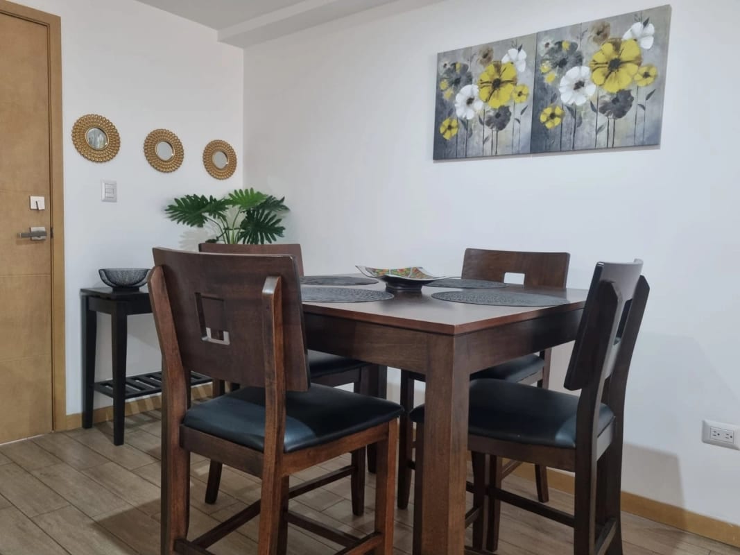 Apartamento Amueblado City House Zona 10 — foto 9 de 11