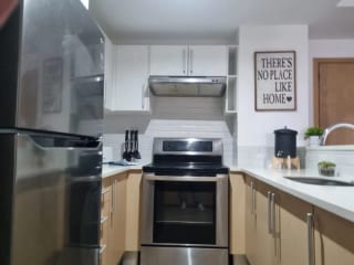 Apartamento Amueblado City House Zona 10 — miniatura 8 de 11