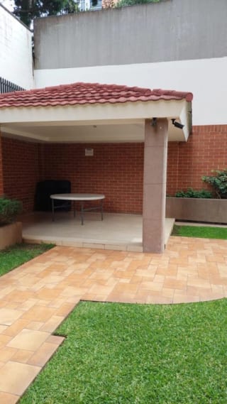 Apartamento amueblado en renta en zona 14 — miniatura 8 de 17