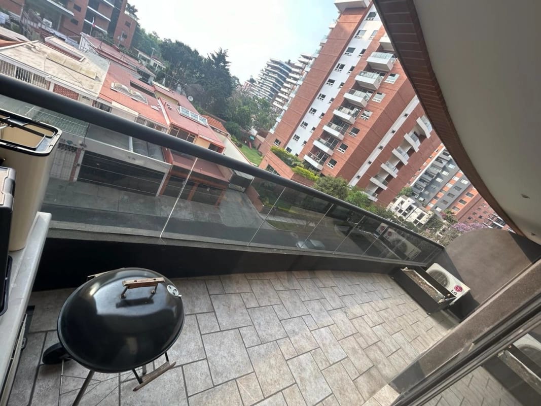 Apartamento amueblado en renta en zona 14 — foto 3 de 17