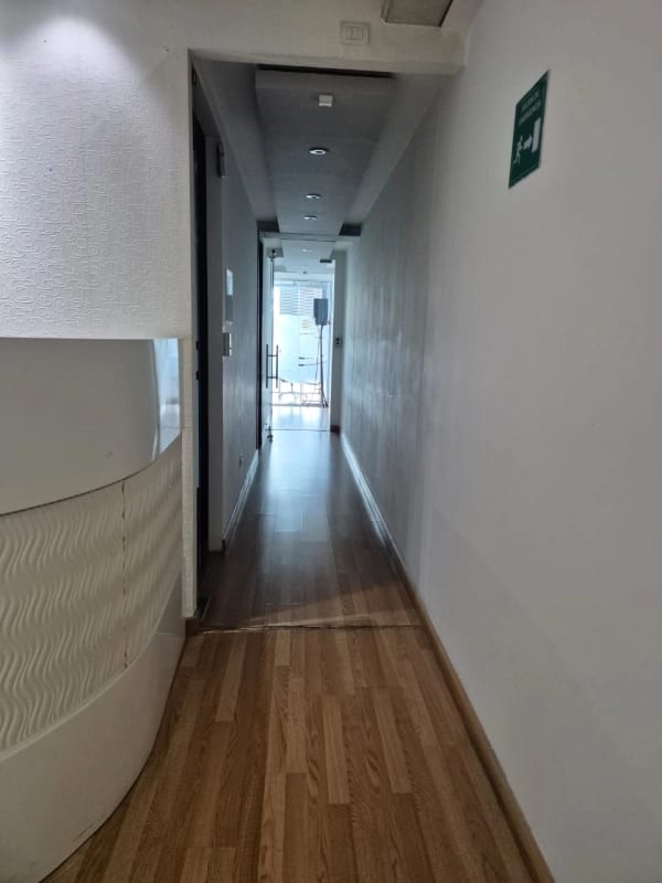 Oficina en renta Edificio Platina zona 10 — foto 15 de 17