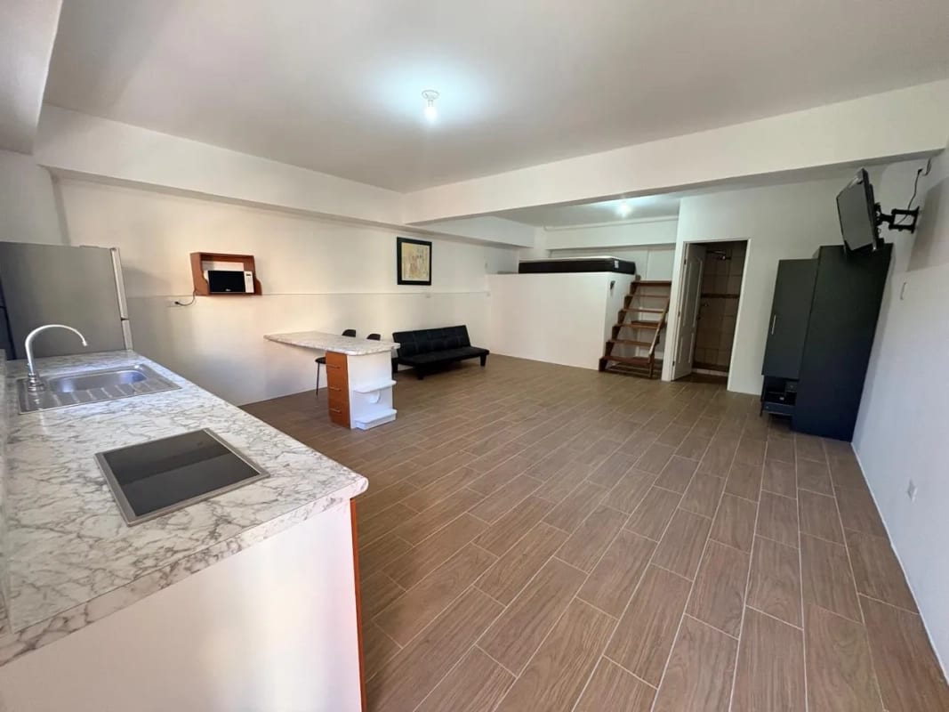 Apartamentos en La Montaña zona 16 — foto 2 de 9