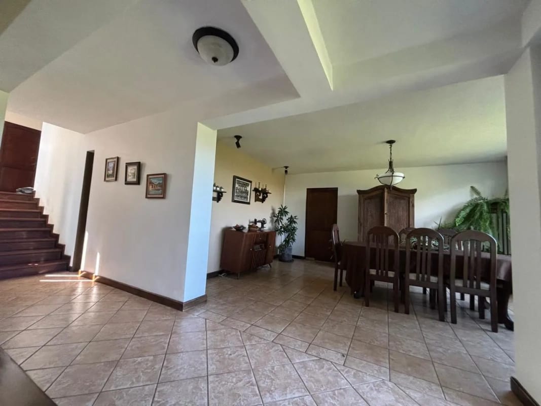 Preciosa casa en venta - Terravista Carretera a El Salvador — foto 14 de 17