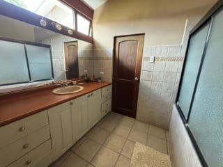 Preciosa casa en venta - Terravista Carretera a El Salvador — miniatura 8 de 17
