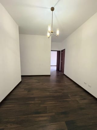 Amplio Apartamento en Casa Acueducto Zona 10 — miniatura 8 de 14