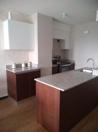Apartamento en renta Vertical once Colonia Toledo zona 11 — miniatura 15 de 17