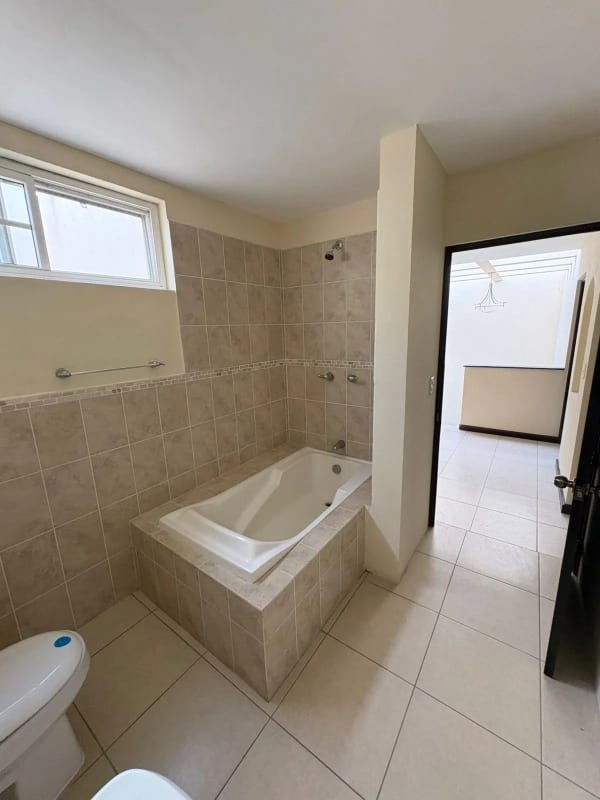 CASA EN VENTA EN KM 19.9 A SAN JOSE PINULA CONDOMINIO LOS MANANTIALES — foto 8 de 17