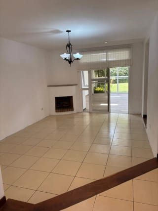 Hermosa casa grande en Residencial Los Diamantes — miniatura 13 de 17