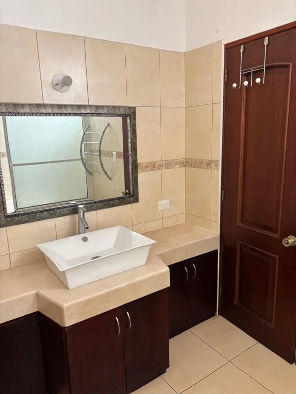 Hermosa casa grande en Residencial Los Diamantes — foto 3 de 17